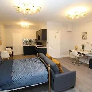 apt-luxury-studio-flat-in.cambridgehotelsuk.com/